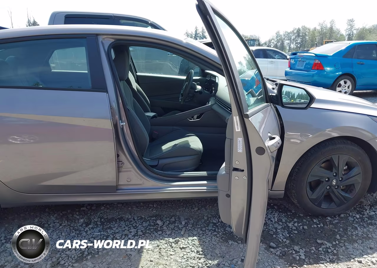 2022 Hyundai Elantra Sel VIN:KMHLS4AG1NU299097 - 5