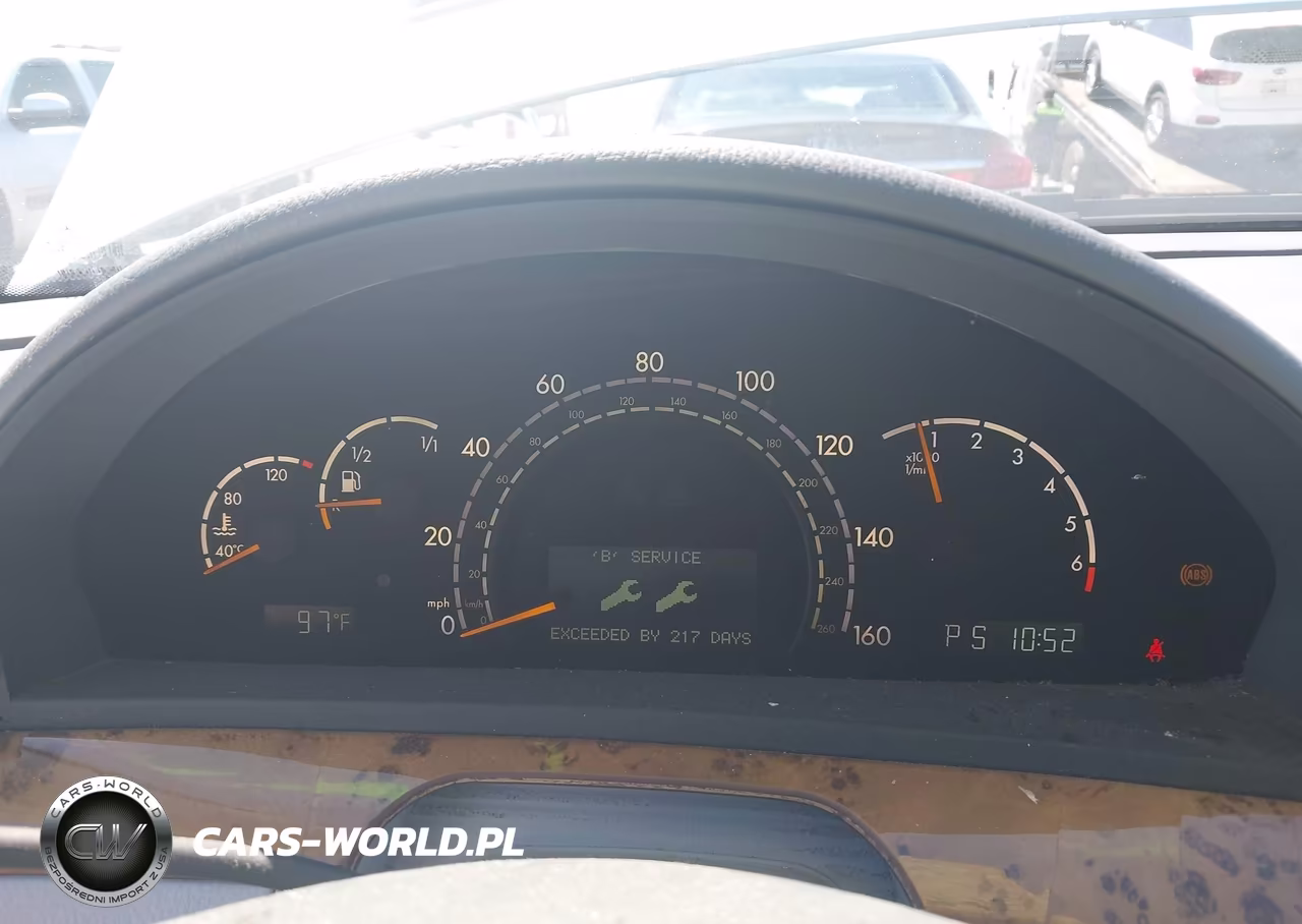 2000 Mercedes-Benz S 500 VIN:WDBNG75J9YA132271 - 7