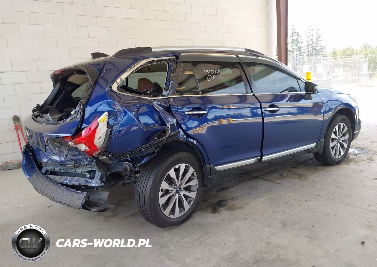2017 Subaru Outback 2.5I Touring VIN:4S4BSATC9H3425091 - 4