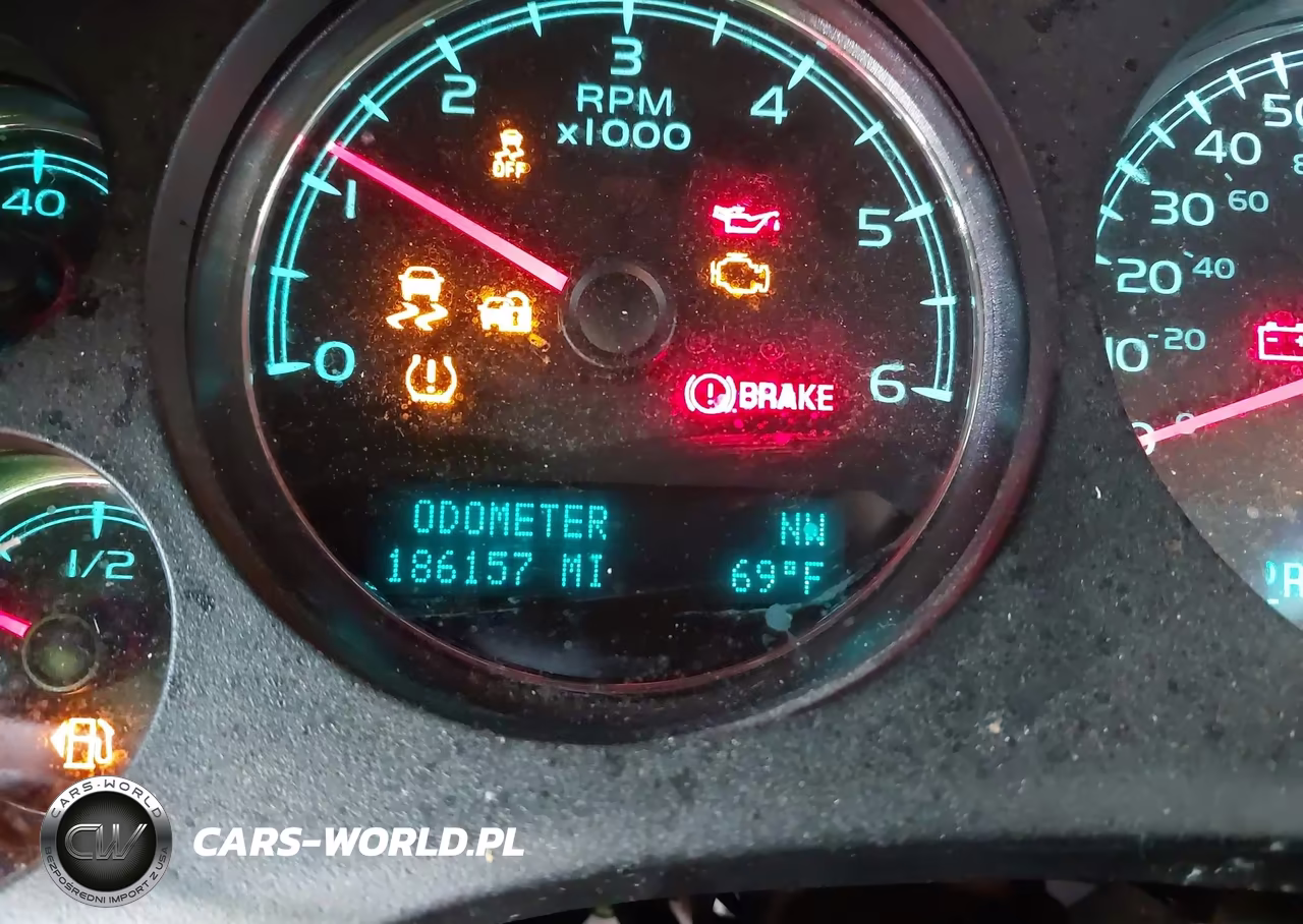2014 Chevrolet Tahoe Lt VIN:1GNSKBE04ER117887 - 15