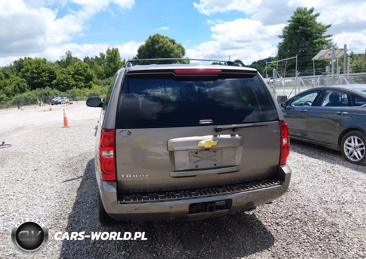 2014 Chevrolet Tahoe Lt VIN:1GNSKBE04ER117887 - 16