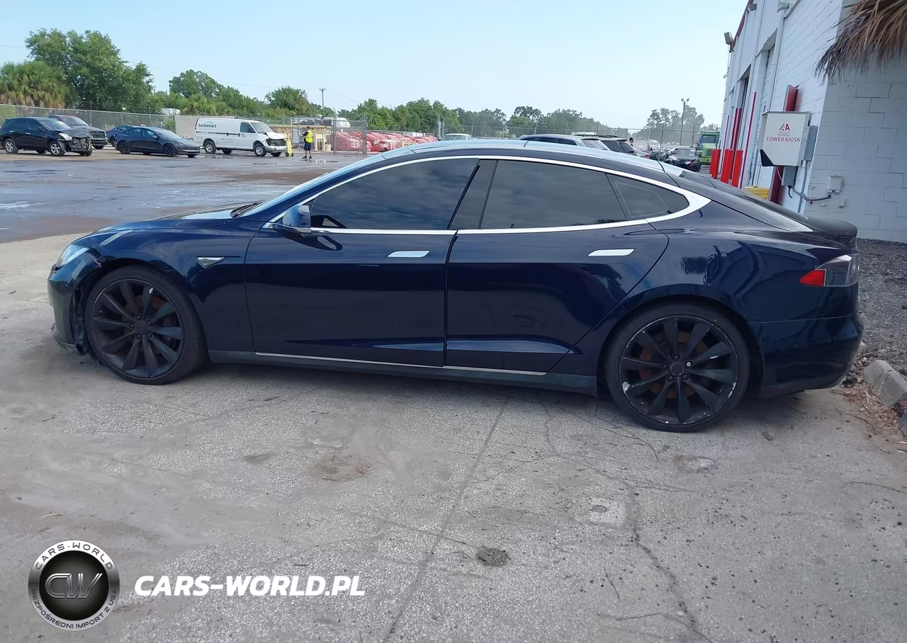 2014 Tesla Model S P85 VIN:5YJSA1H17EFP61268 - 13