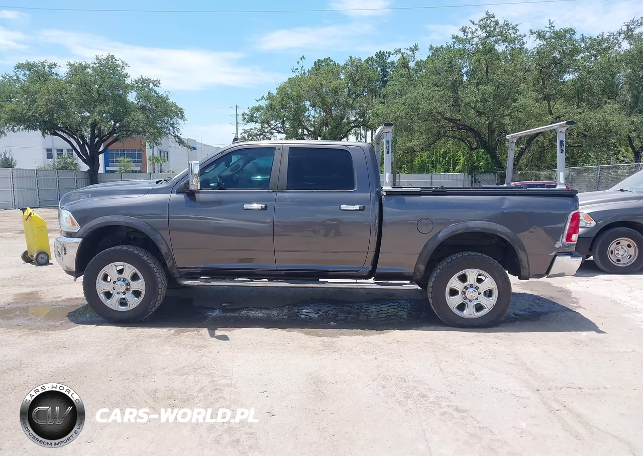 2014 Ram 3500 Laramie VIN:3C63R3EL0EG329475 - 14