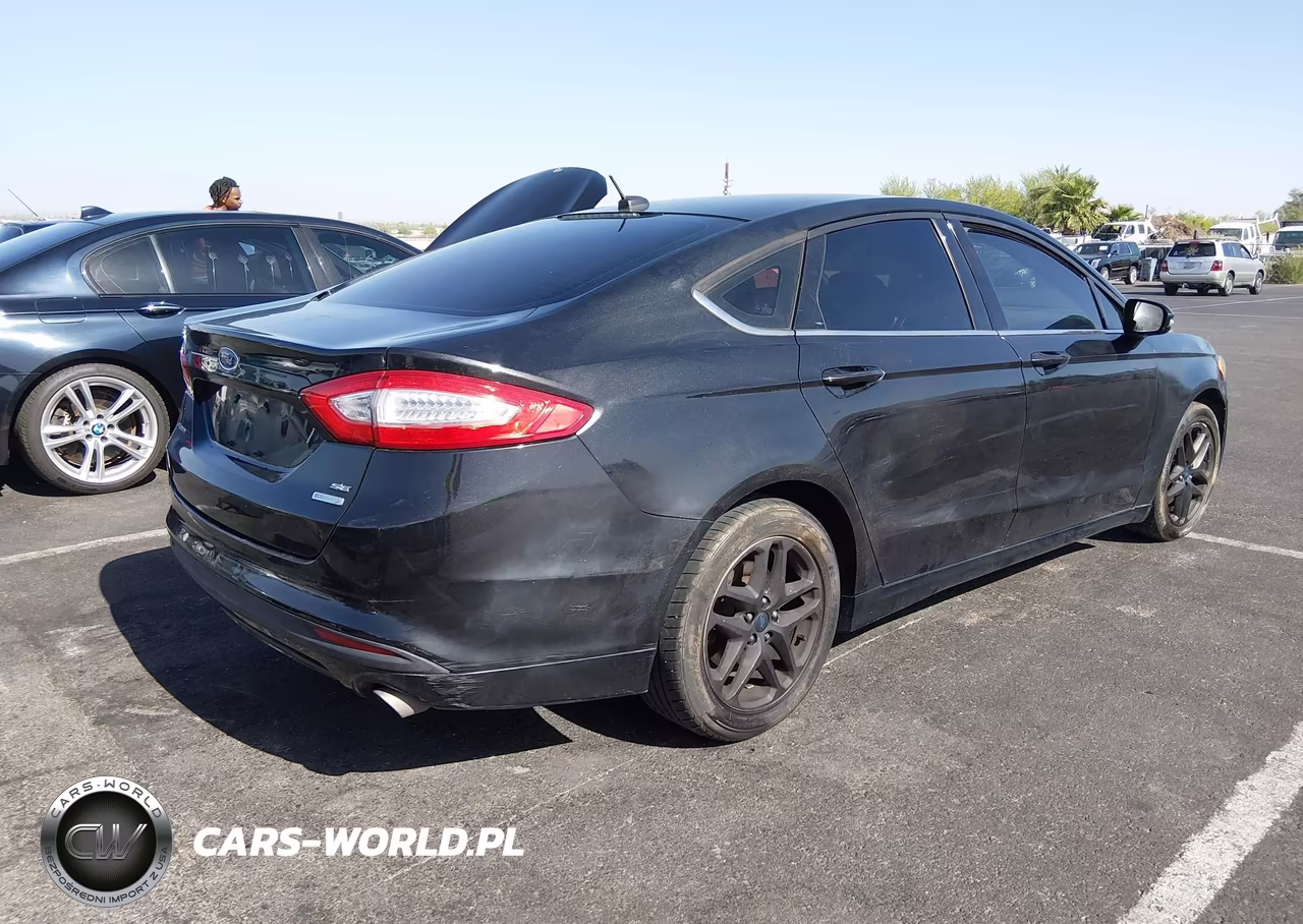 2013 Ford Fusion Se VIN:3FA6P0HR5DR379338 - 4