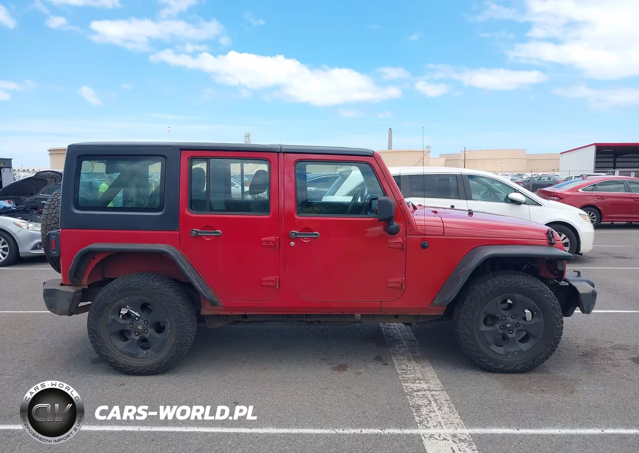 2012 Jeep Wrangler Unlimited Sport VIN:1C4BJWDGXCL210205 - 13