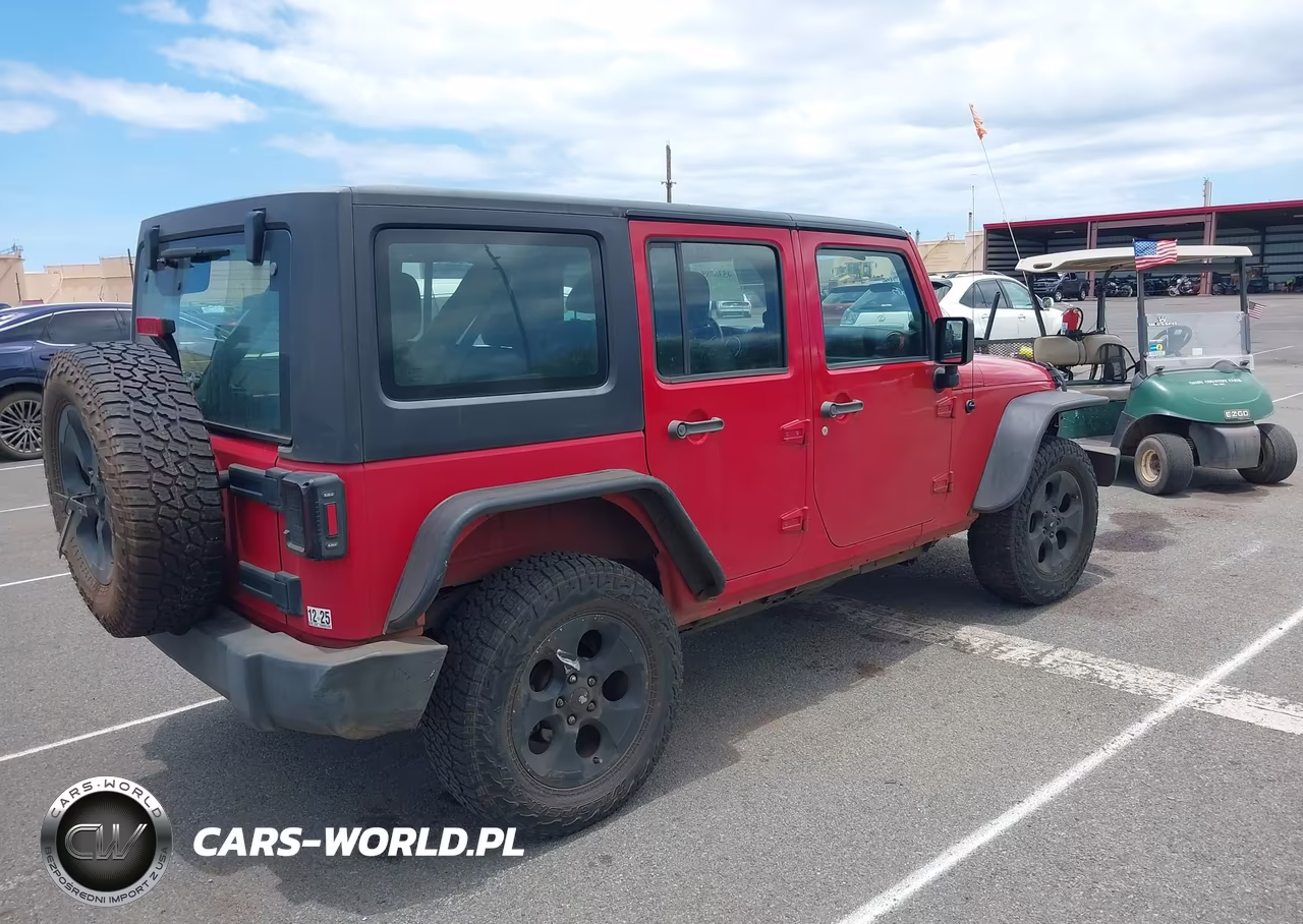 2012 Jeep Wrangler Unlimited Sport VIN:1C4BJWDGXCL210205 - 4