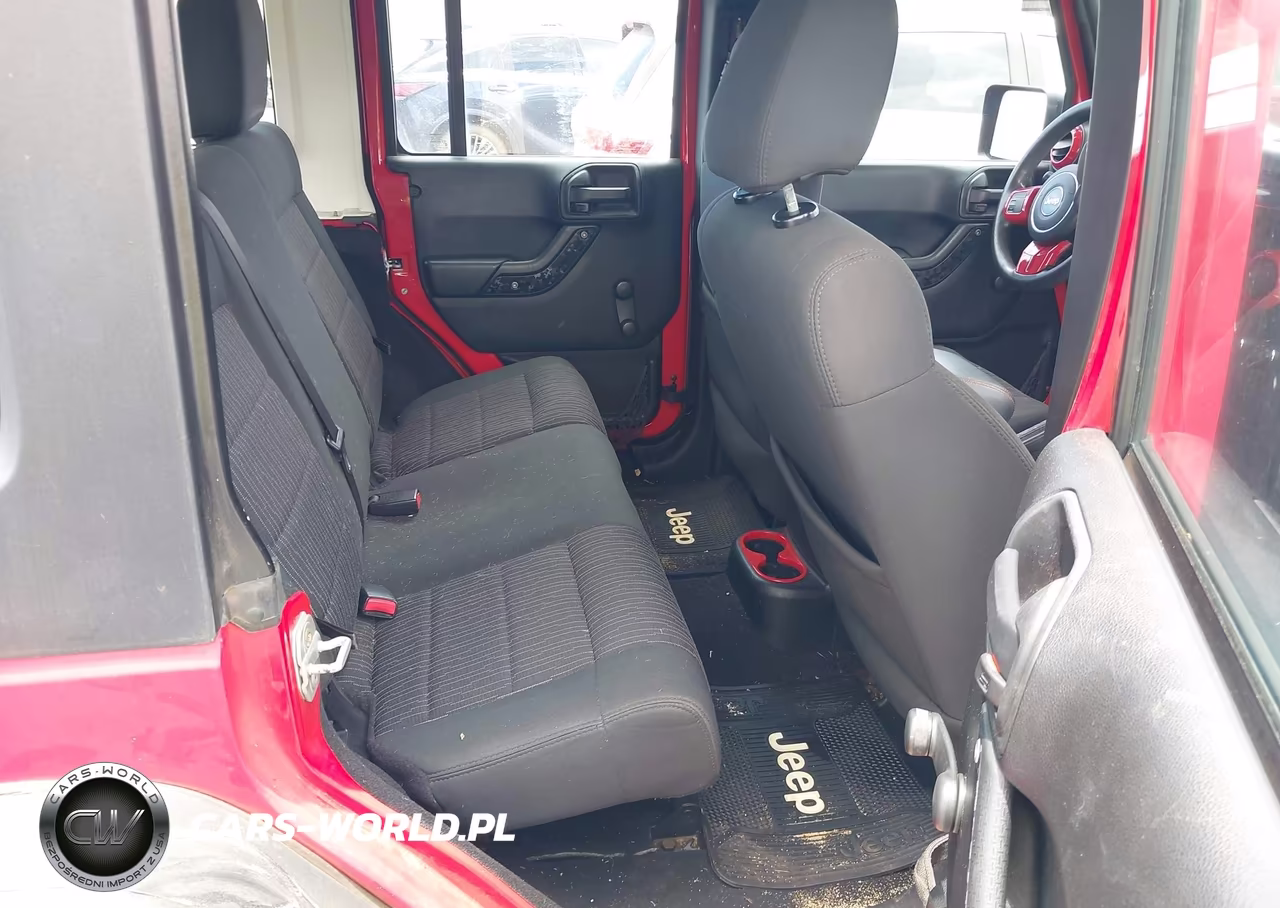2012 Jeep Wrangler Unlimited Sport VIN:1C4BJWDGXCL210205 - 8