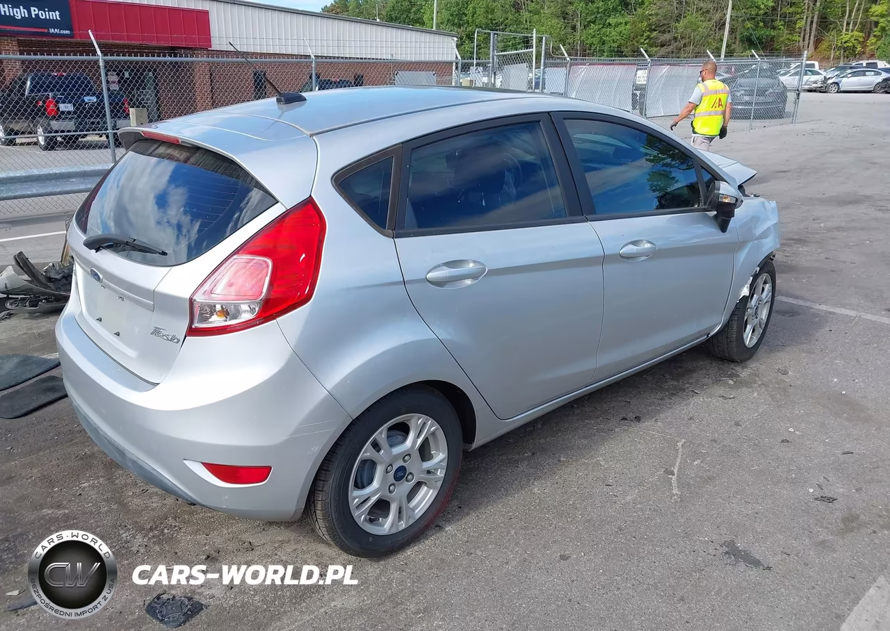 2016 Ford Fiesta Se VIN:3FADP4EJXGM146523 - 4