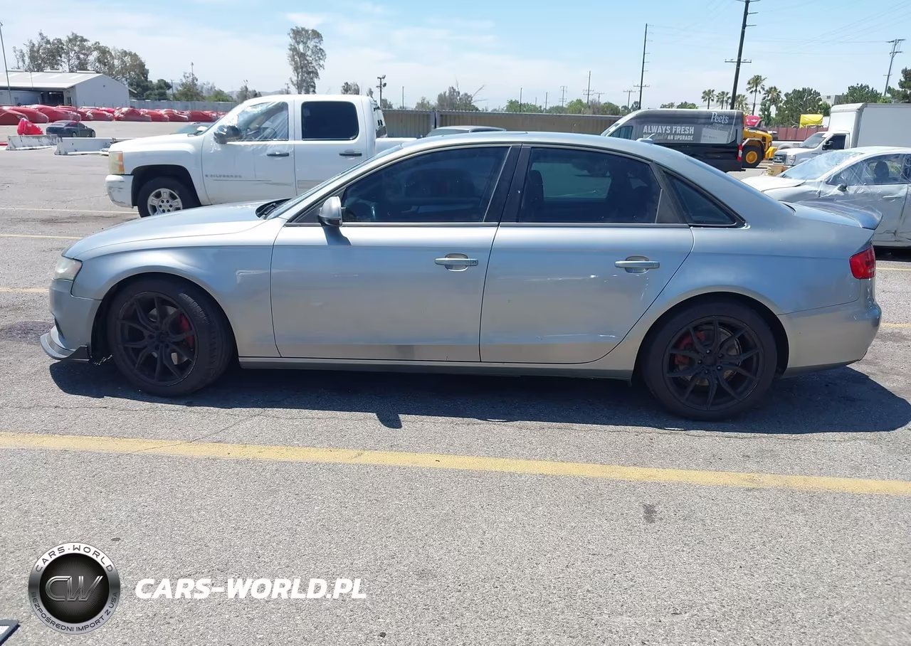 2010 Audi A4 2.0T Premium VIN:WAUAFAFL6AN009071 - 9