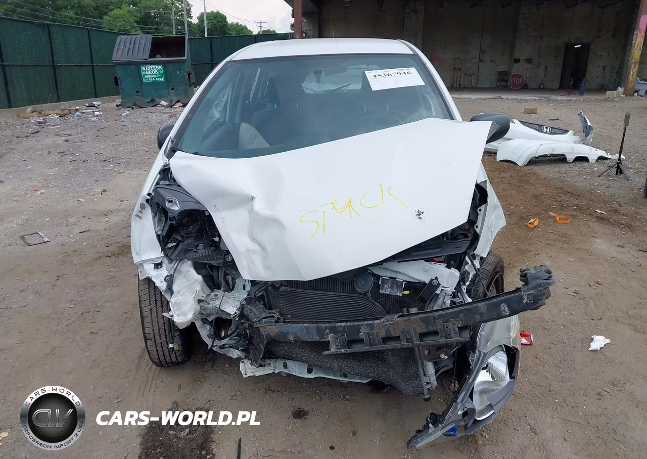 2010 Honda Fit VIN:JHMGE8H29AS003732 - 13