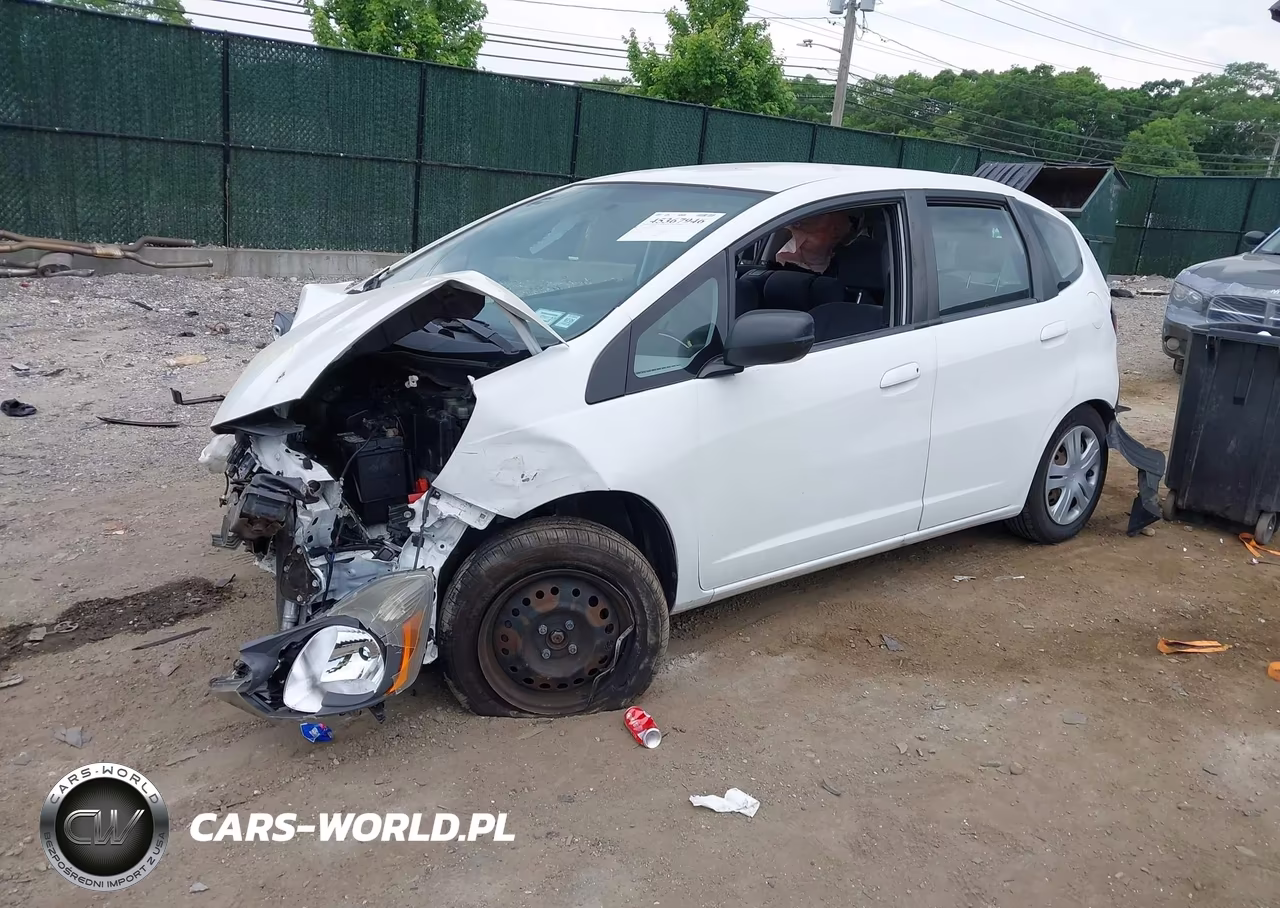 2010 Honda Fit VIN:JHMGE8H29AS003732 - 2