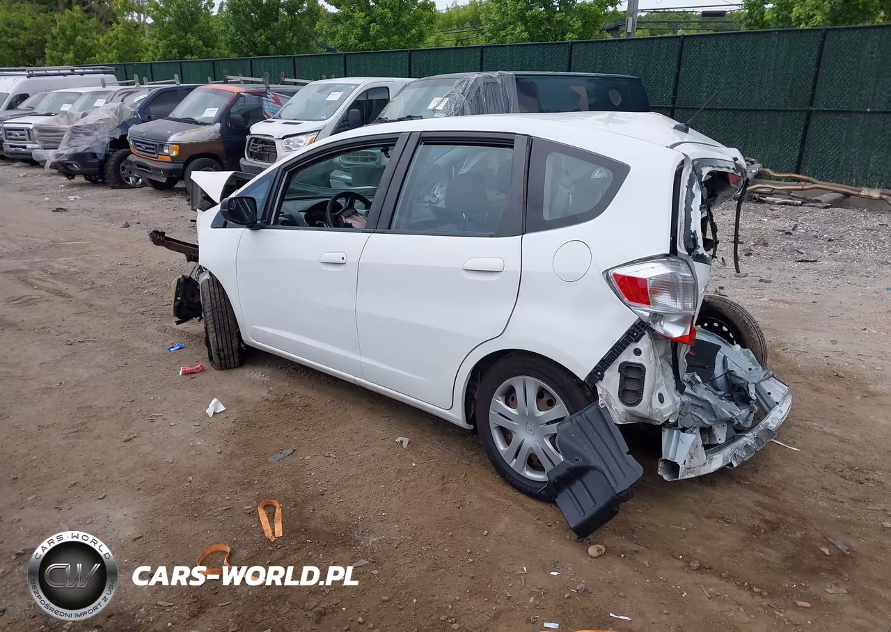 2010 Honda Fit VIN:JHMGE8H29AS003732 - 3