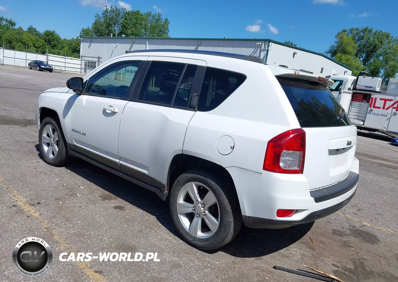 2013 Jeep Compass Sport VIN:1C4NJCBB2DD194712 - 3