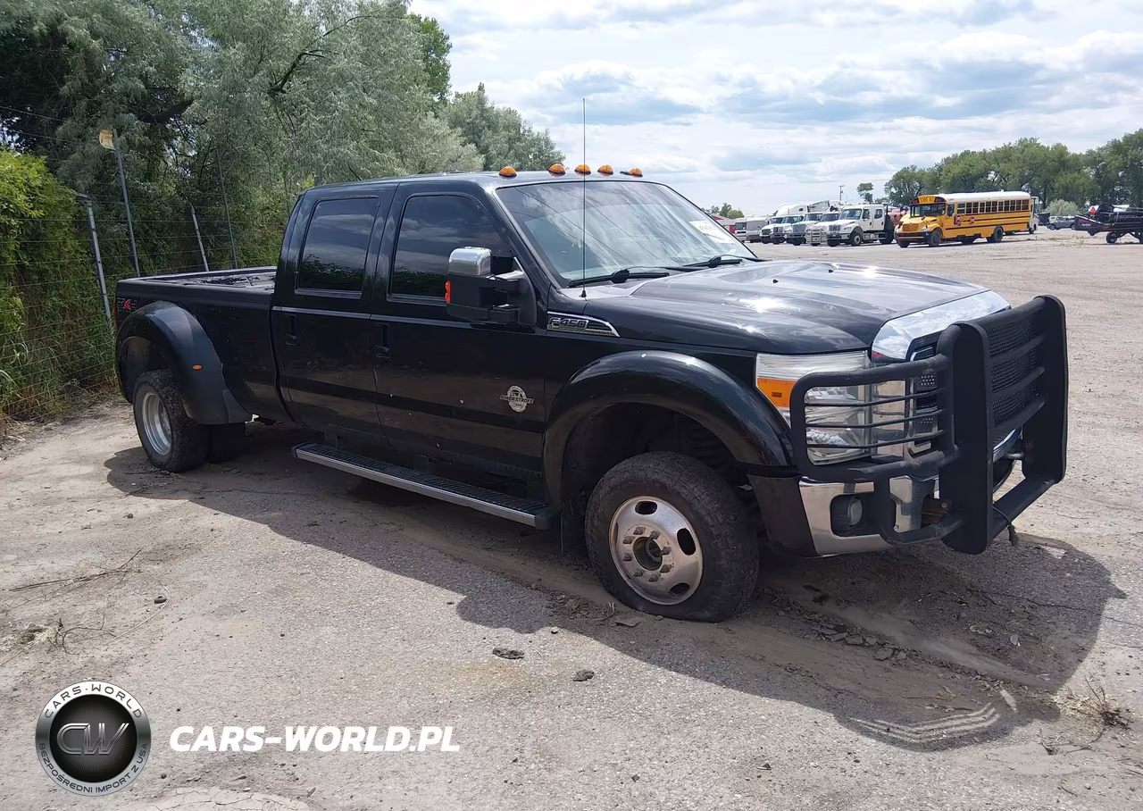 2011 Ford Super Duty F-450 Drw Lariat