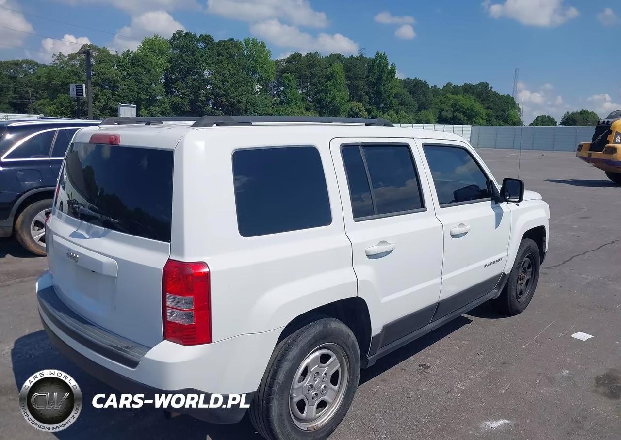 2016 Jeep Patriot Sport VIN:1C4NJPBA1GD670273 - 4