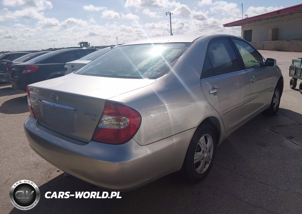 2004 Toyota Camry Le VIN:4T1BE30K54U294020 - 4