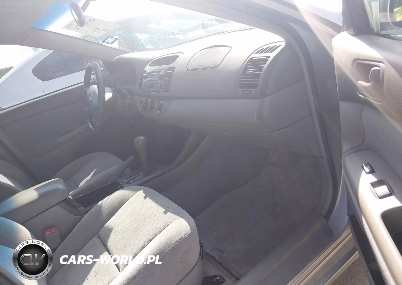 2004 Toyota Camry Le VIN:4T1BE30K54U294020 - 5