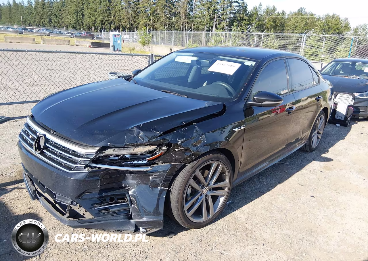 2018 Volkswagen Passat 2.0T R-Line-2.0T S VIN:1VWAA7A3XJC002483 - 2