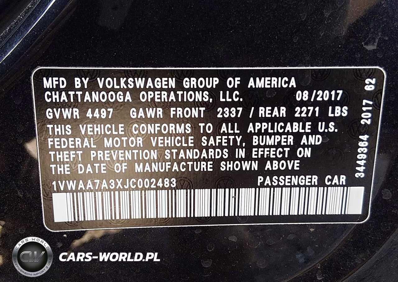 2018 Volkswagen Passat 2.0T R-Line-2.0T S VIN:1VWAA7A3XJC002483 - 9