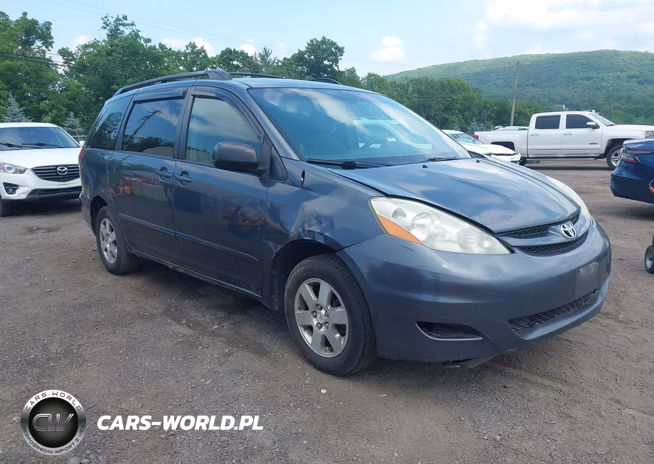 2006 Toyota Sienna Le – zdjęcie 1 z 12