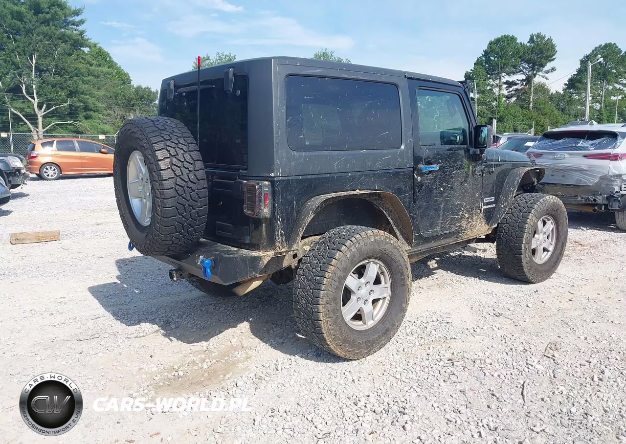 2013 Jeep Wrangler Sport VIN:1C4AJWAG4DL530556 - 4