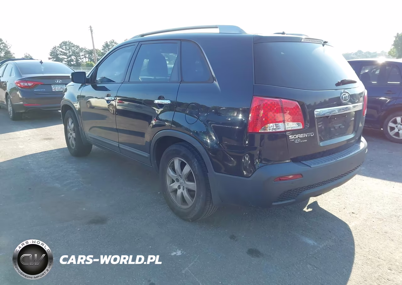 2012 Kia Sorento Lx V6 VIN:5XYKT4A27CG285222 - 3