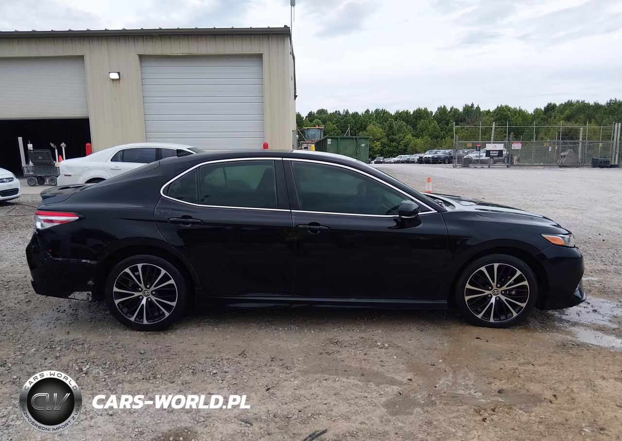 2020 Toyota Camry Se VIN:4T1M11AK1LU958982 - 13