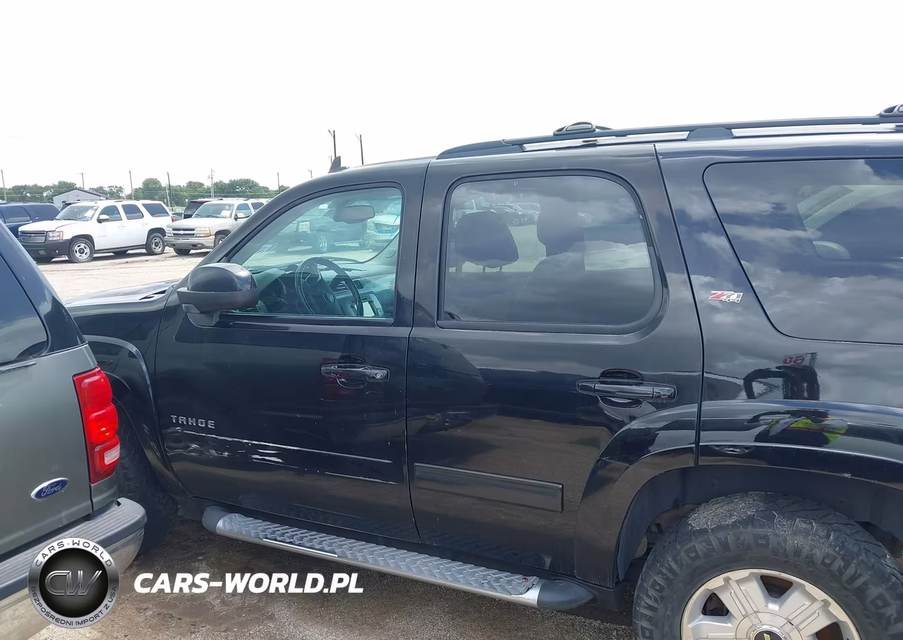 2012 Chevrolet Tahoe Lt VIN:1GNSKBE09CR312199 - 14