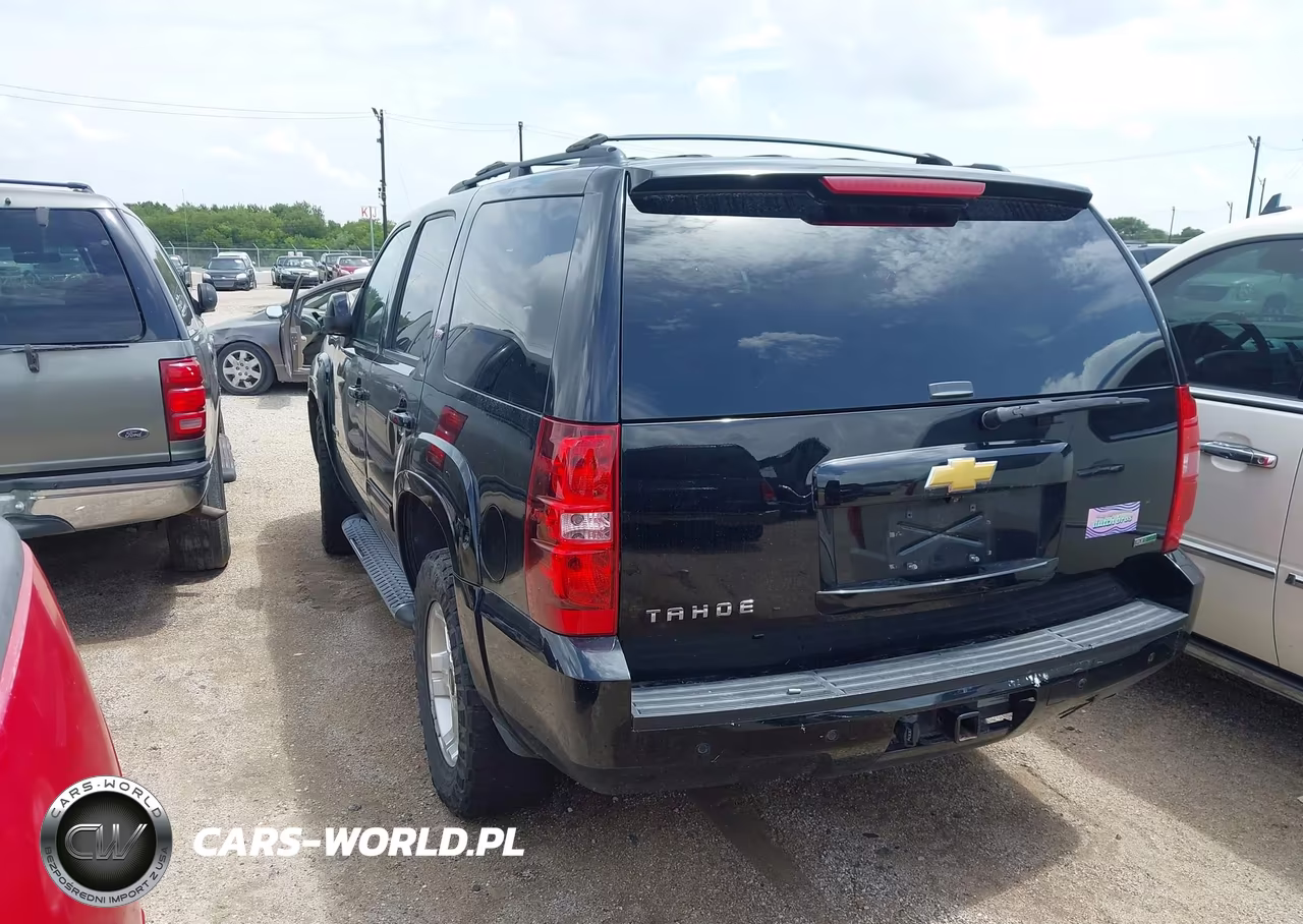 2012 Chevrolet Tahoe Lt VIN:1GNSKBE09CR312199 - 3
