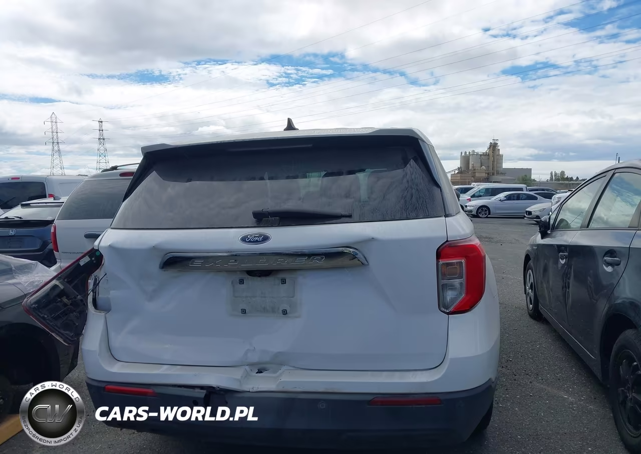 2022 Ford Explorer VIN:1FMSK7BH3NGA99714 - 16