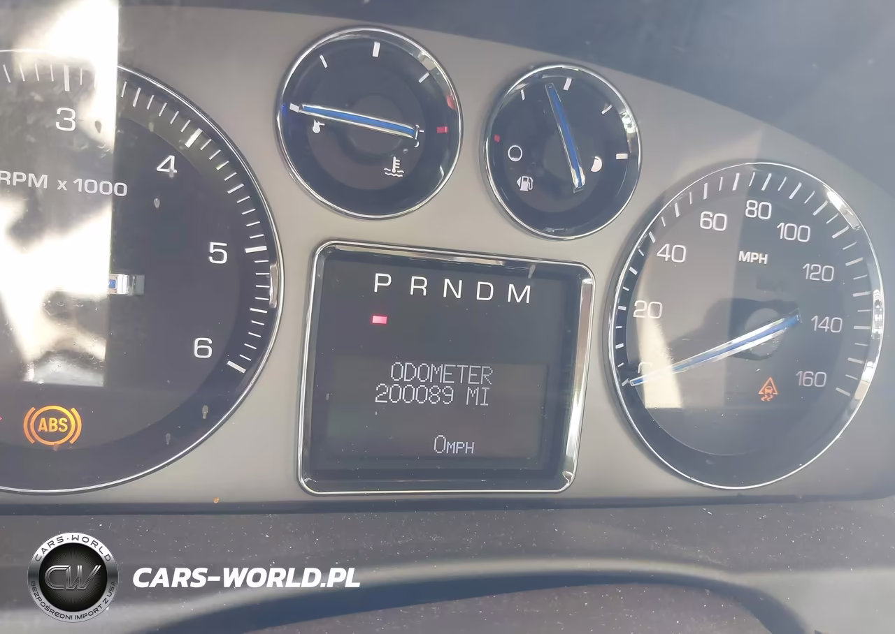 2007 Cadillac Escalade Standard VIN:1GYEC63807R268385 - 7
