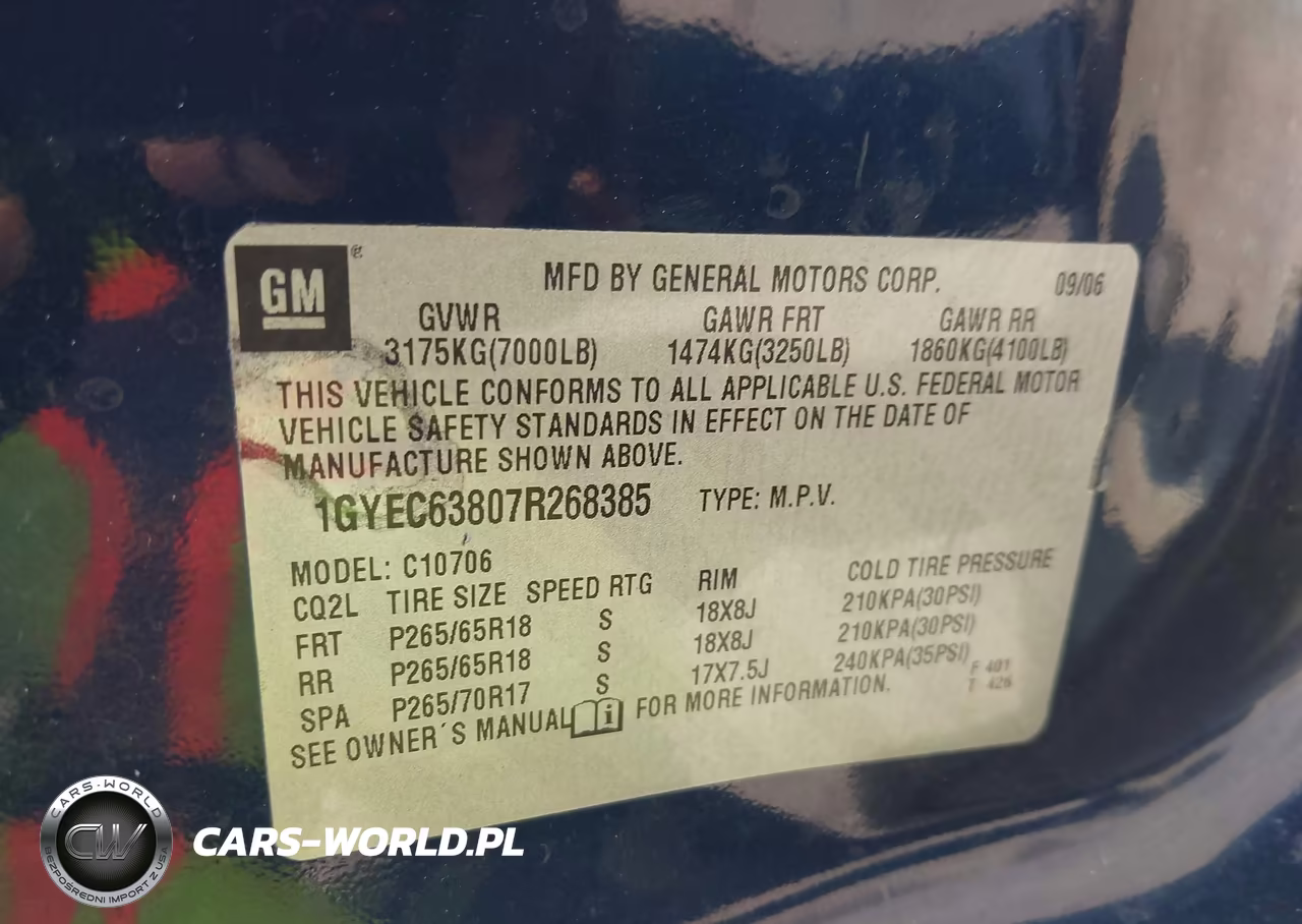 2007 Cadillac Escalade Standard VIN:1GYEC63807R268385 - 9