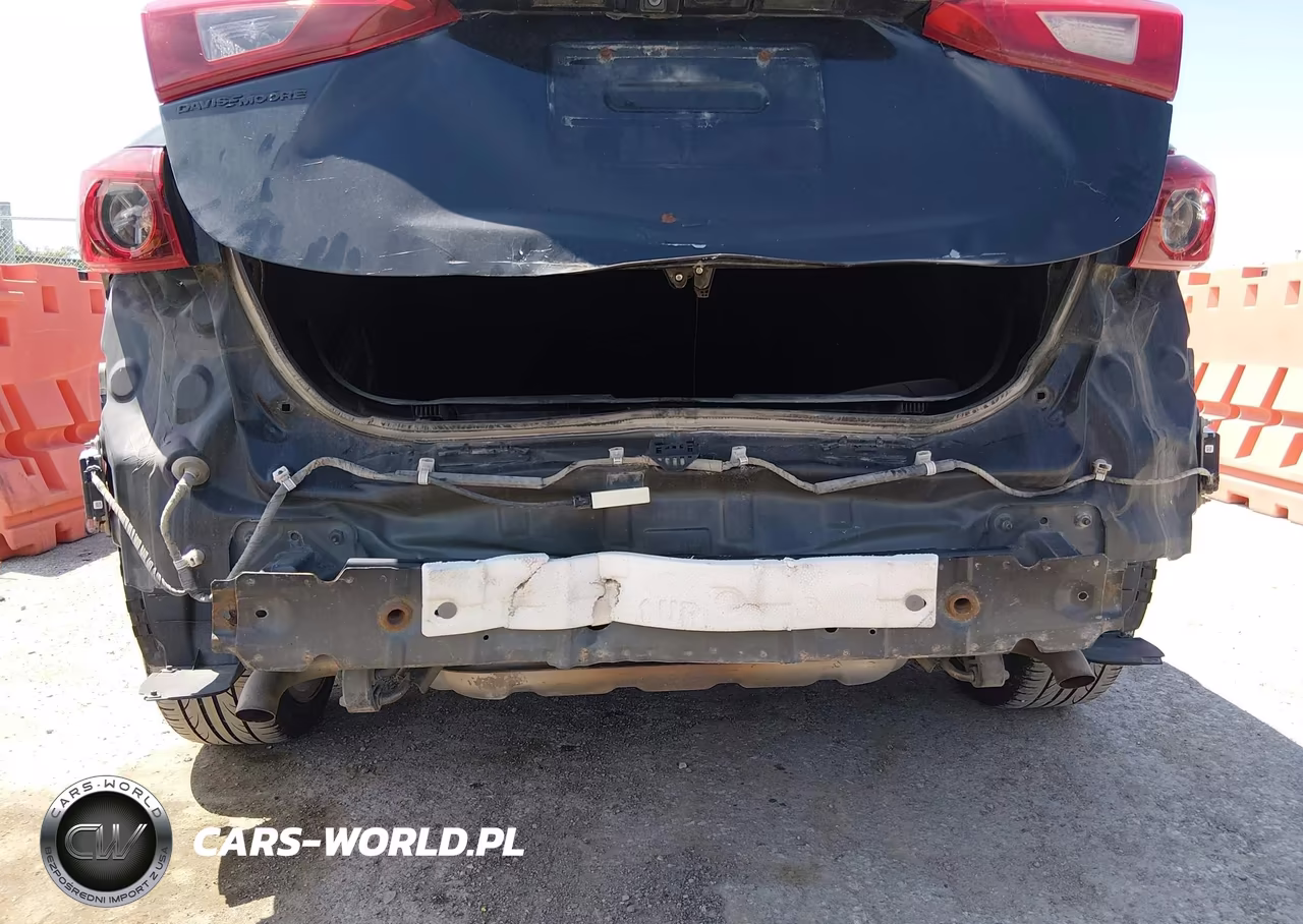 2015 Mazda Mazda3 S Grand Touring VIN:JM1BM1W38F1234569 - 6
