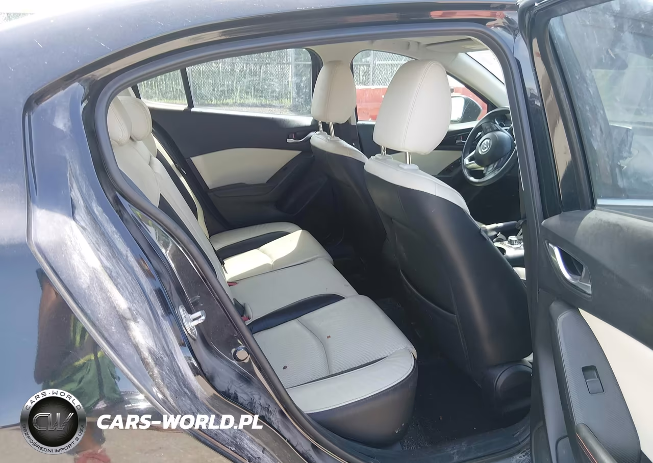 2015 Mazda Mazda3 S Grand Touring VIN:JM1BM1W38F1234569 - 8