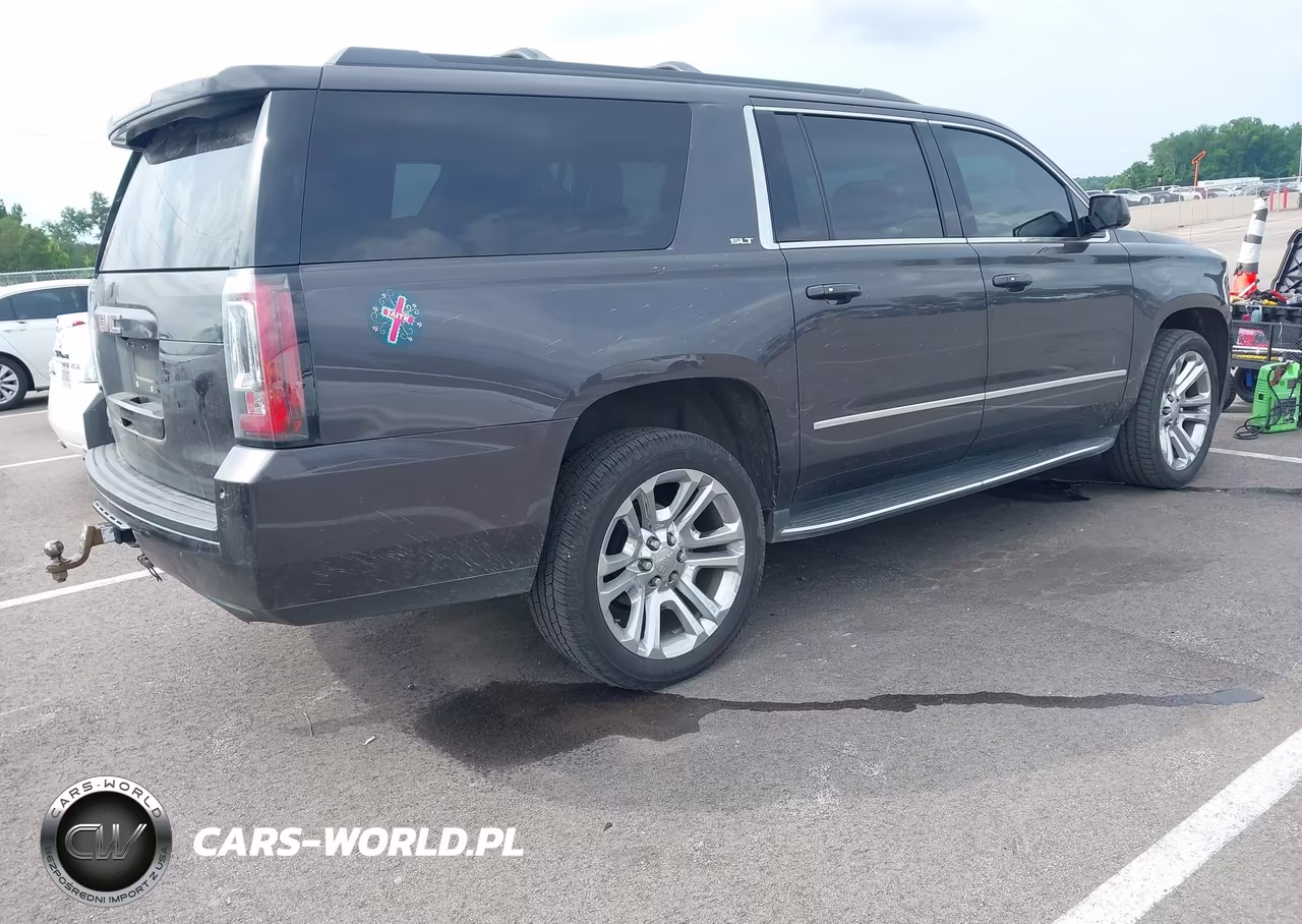 2017 GMC Yukon Xl Slt VIN:1GKS1GKC0HR256110 - 4