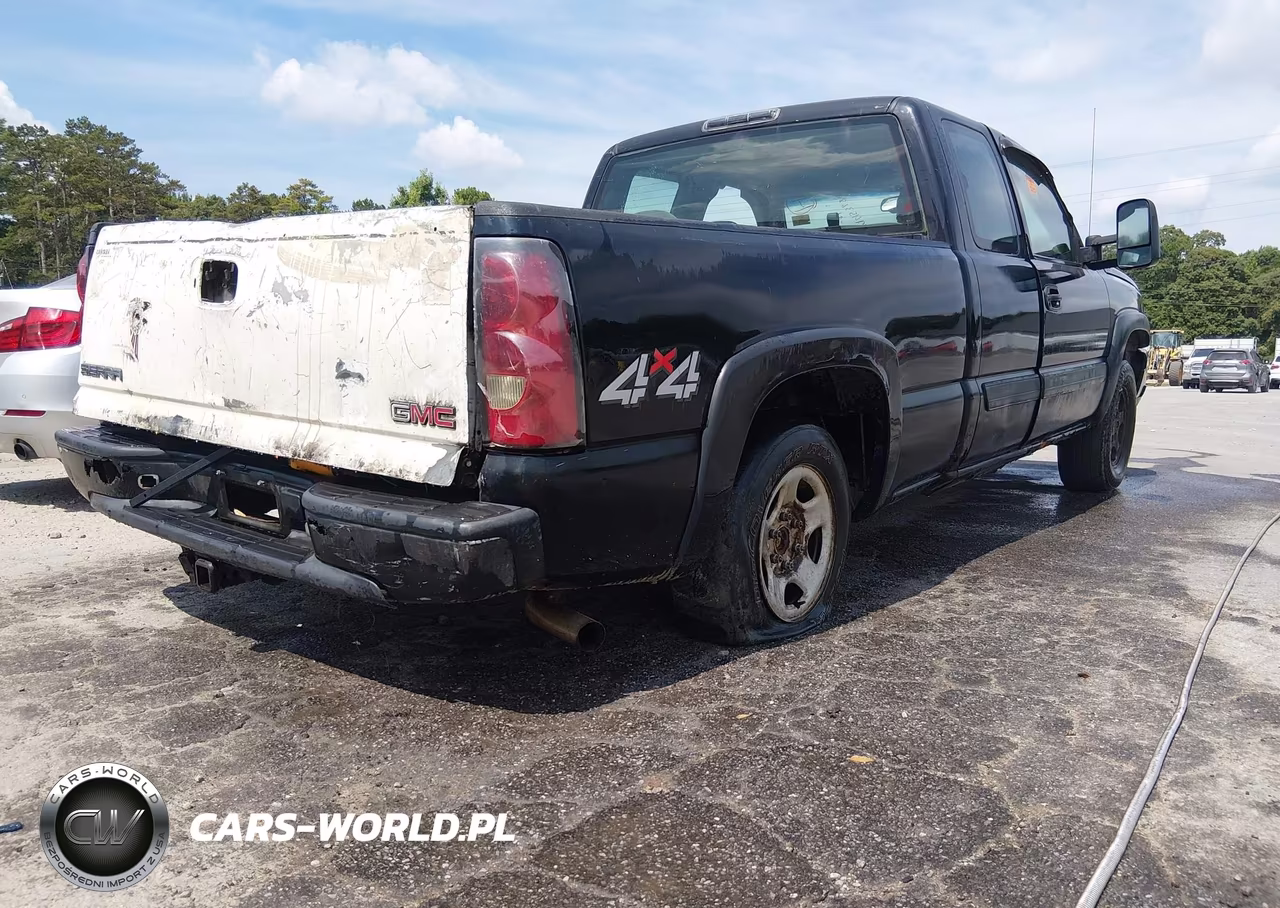 2003 Chevrolet Silverado 1500 Ls VIN:2GCEK19V731109732 - 4