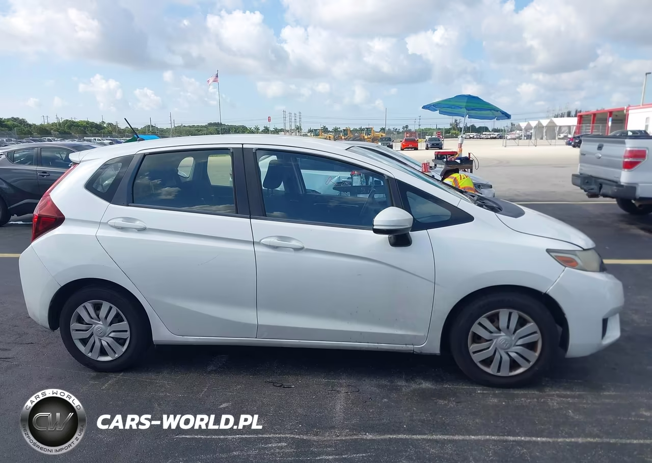 2016 Honda Fit Lx VIN:JHMGK5H50GX026328 - 13