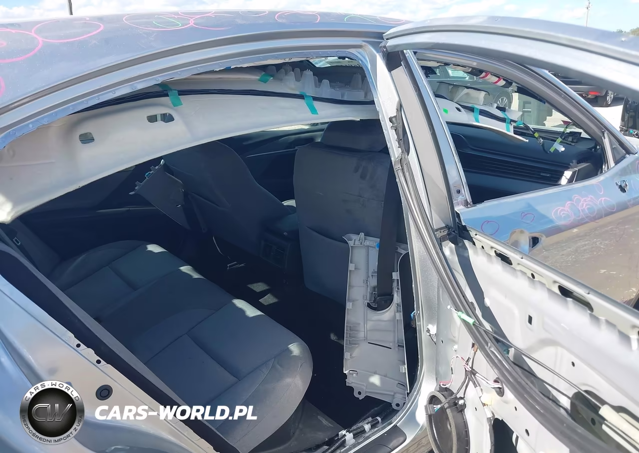 2025 Toyota Camry Le VIN:4T1DAACK2SU593658 - 8