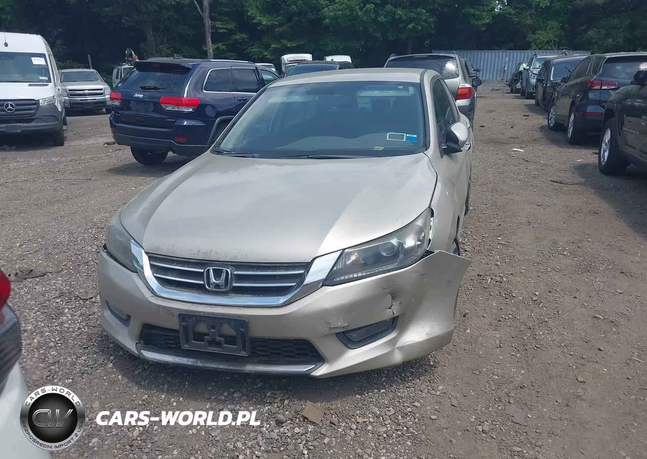 2015 Honda Accord Sport VIN:1HGCR2F59FA006482 - 12