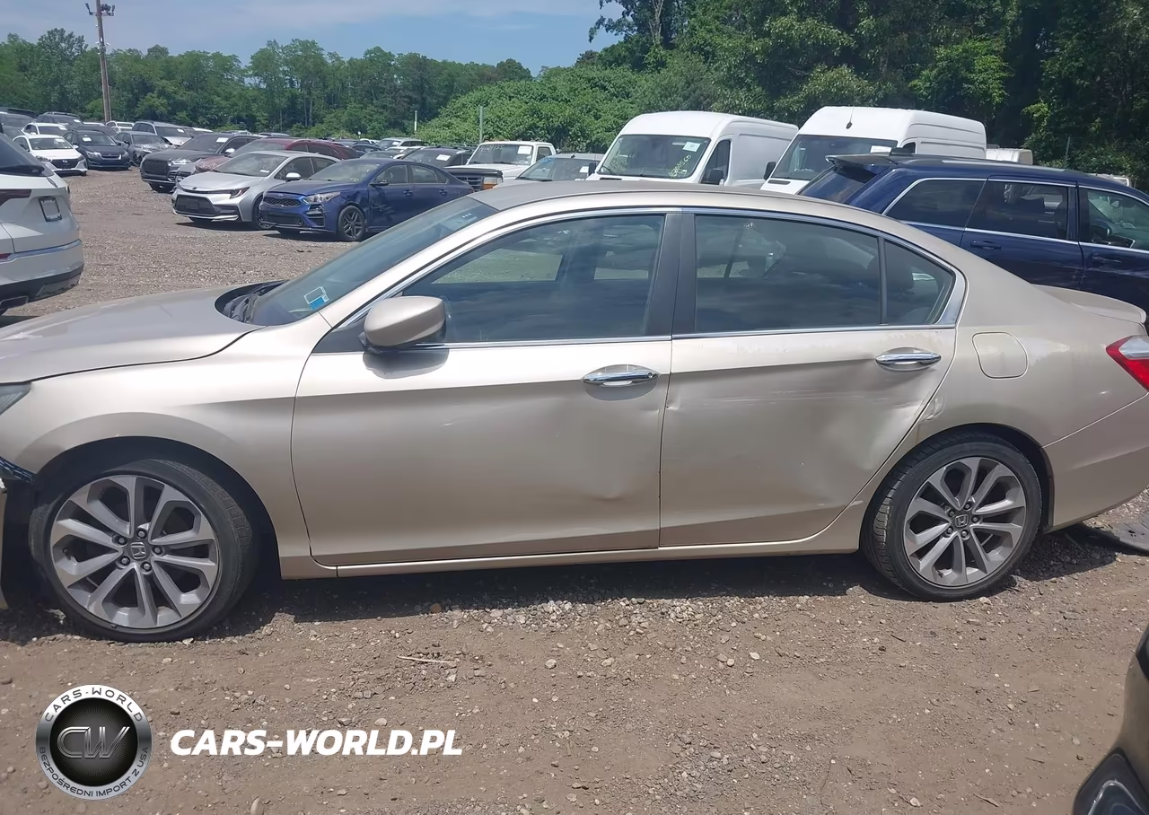 2015 Honda Accord Sport VIN:1HGCR2F59FA006482 - 14