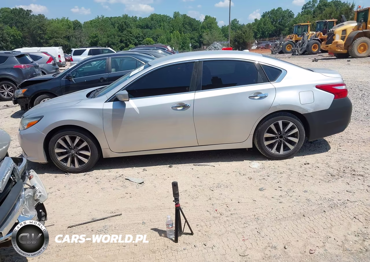 2017 Nissan Altima 2.5 Sv VIN:1N4AL3AP4HC275024 - 2