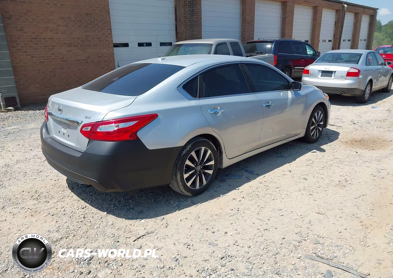 2017 Nissan Altima 2.5 Sv VIN:1N4AL3AP4HC275024 - 4