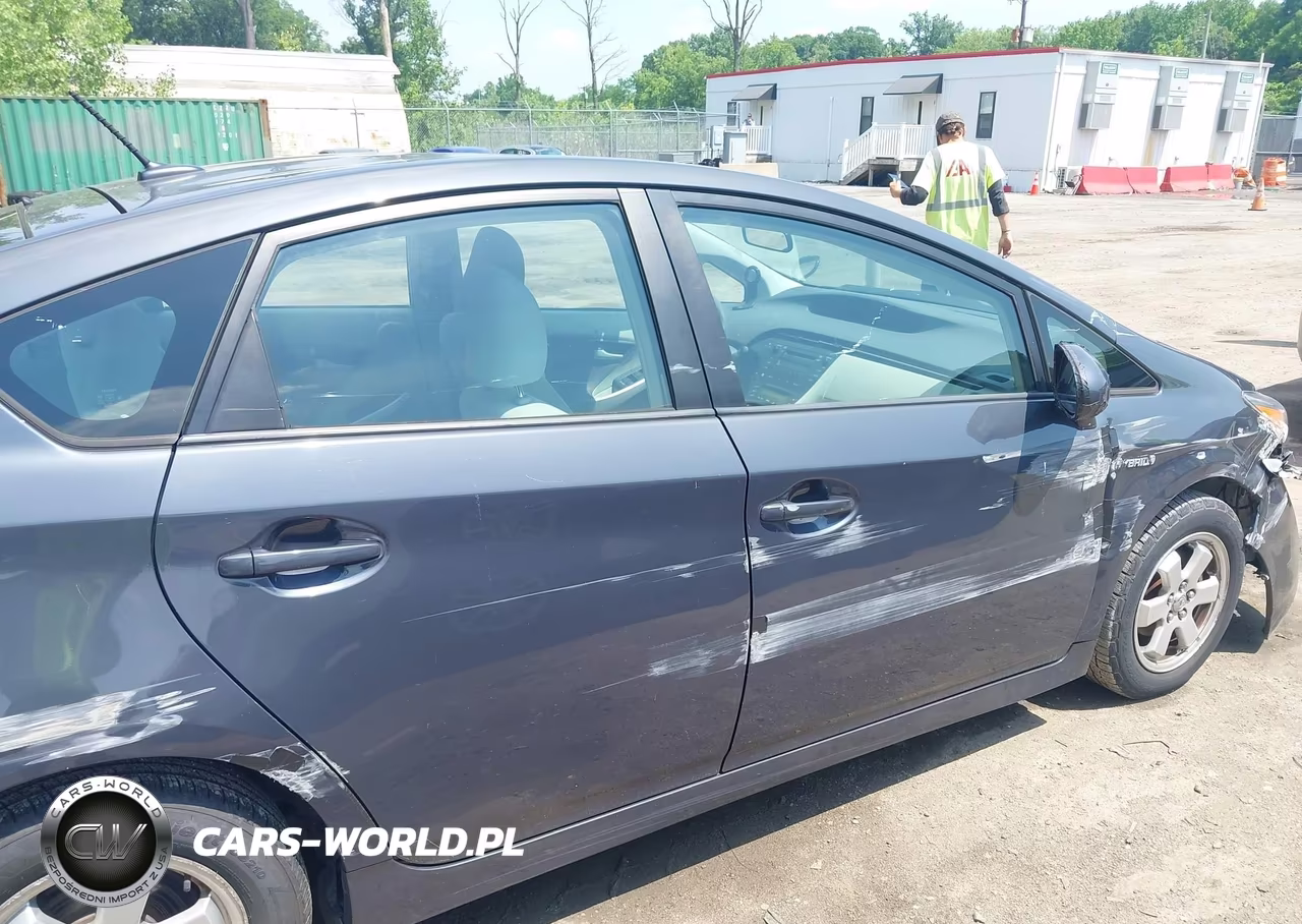 2011 Toyota Prius Three VIN:JTDKN3DU7B0273240 - 22