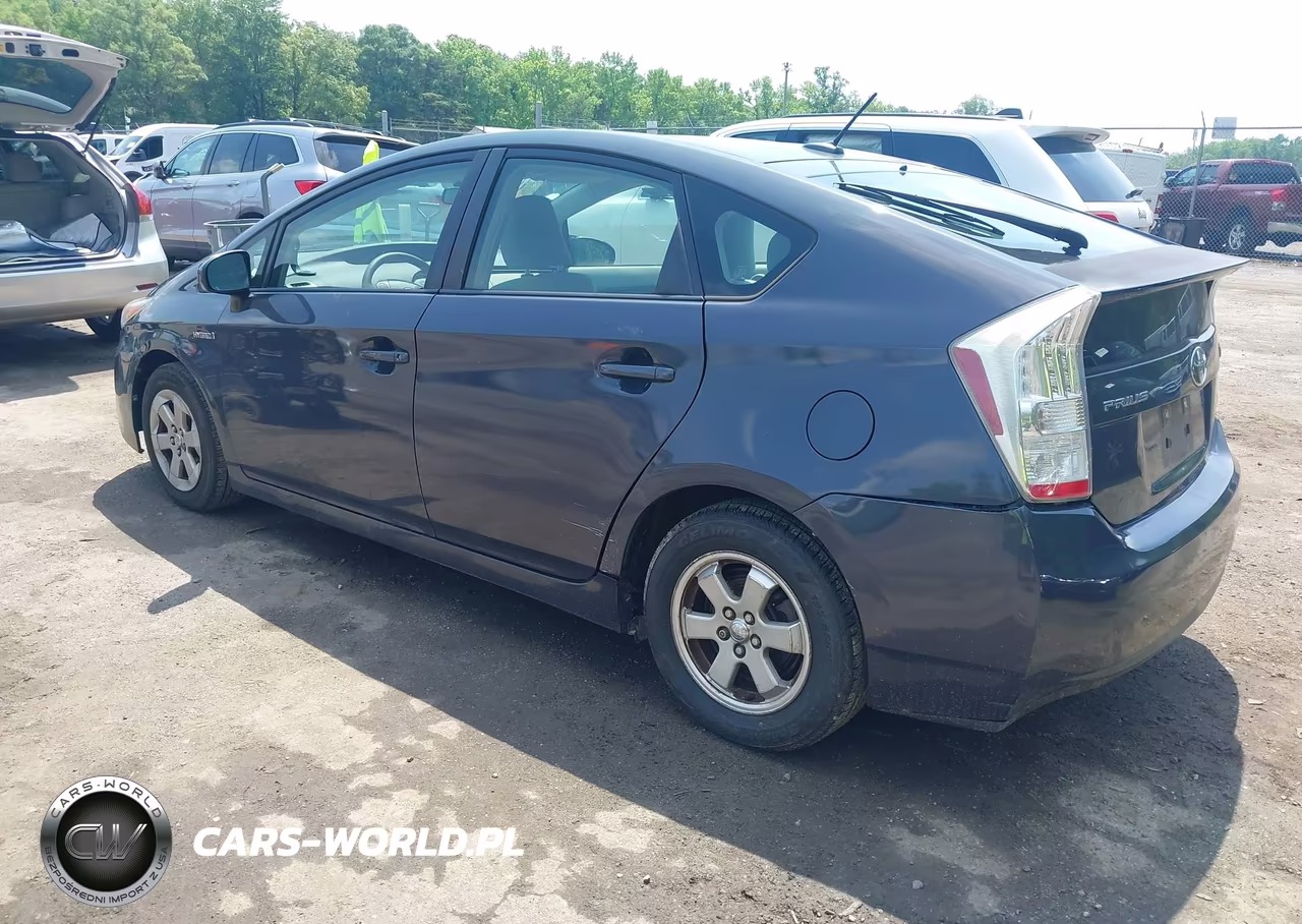2011 Toyota Prius Three VIN:JTDKN3DU7B0273240 - 3