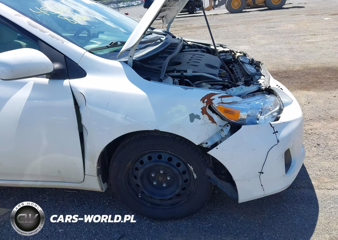 2013 Toyota Corolla Le VIN:5YFBU4EE5DP188423 - 18