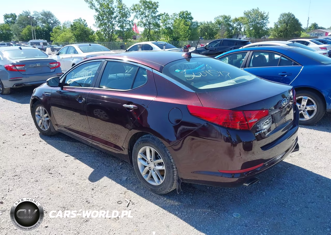 2013 Kia Optima Lx VIN:5XXGM4A76DG133291 - 3