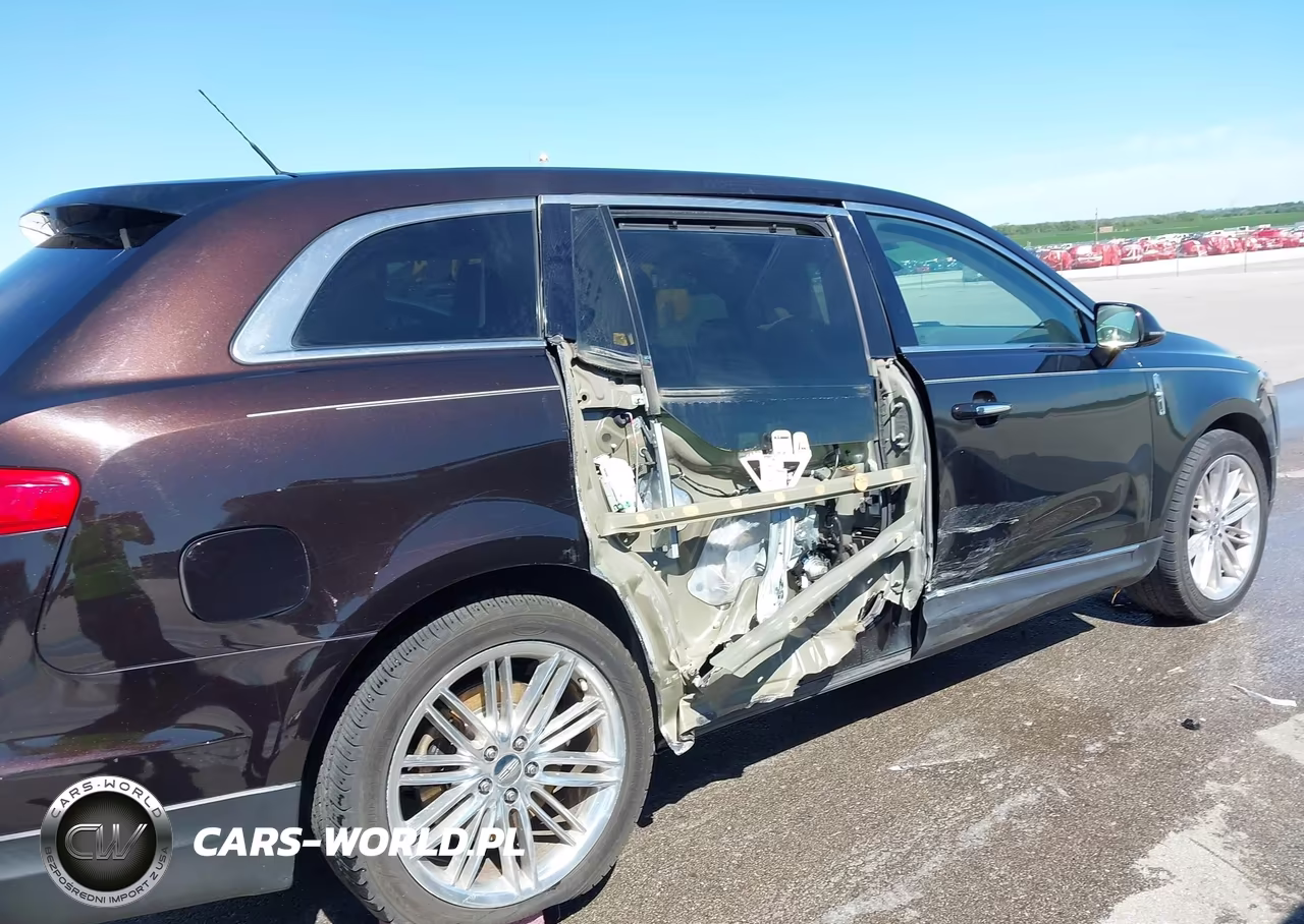 2014 Lincoln Mkt Ecoboost VIN:2LMHJ5ATXEBL52031 - 6