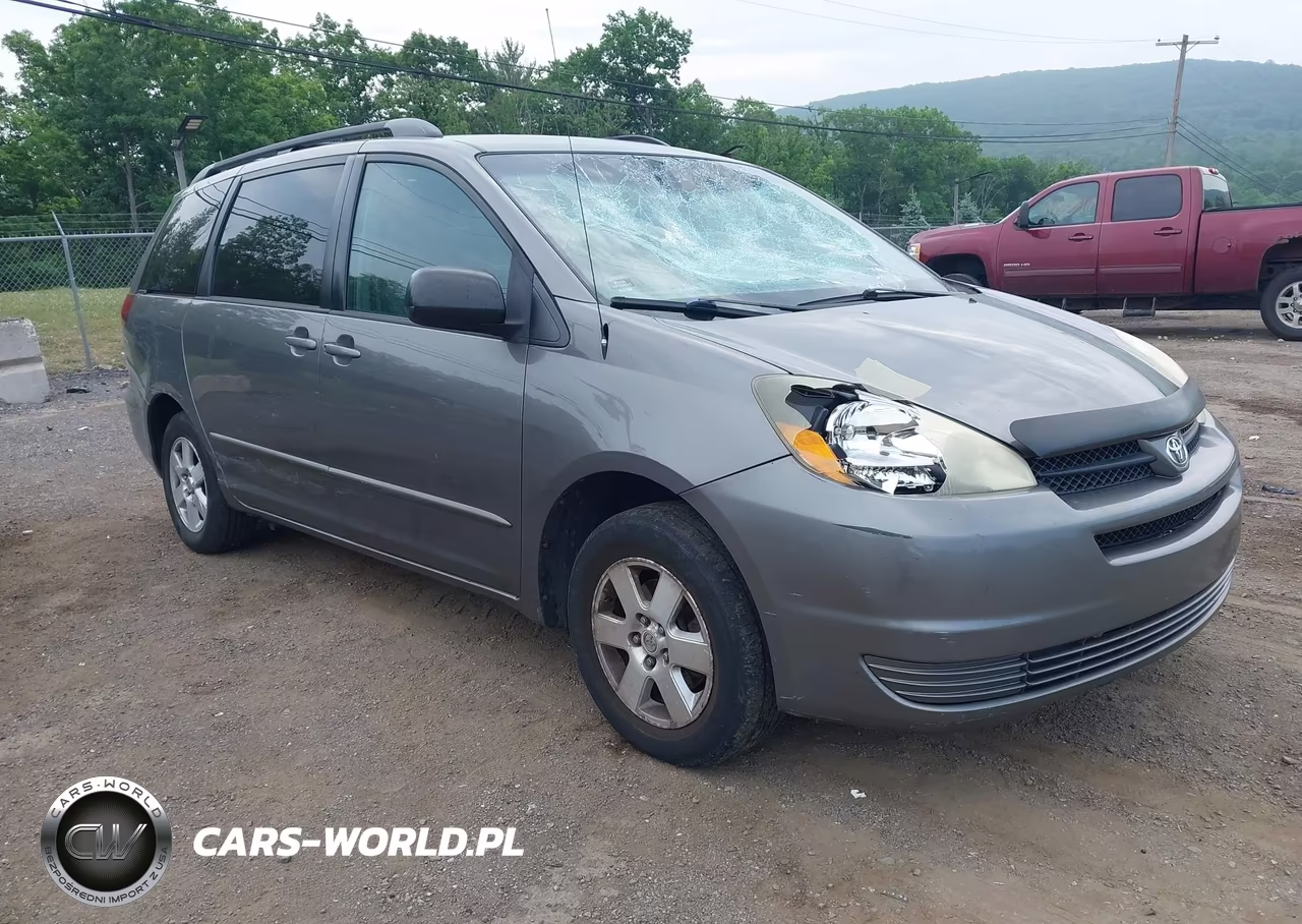 2005 Toyota Sienna Le