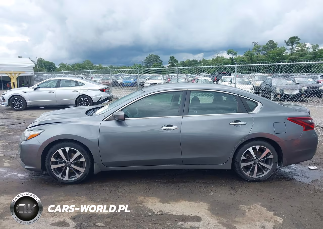 2017 Nissan Altima 2.5 Sr VIN:1N4AL3APXHC488544 - 14