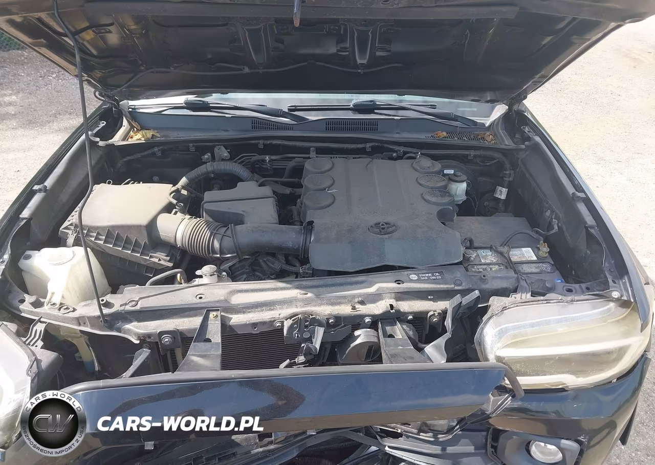 2016 Toyota Tacoma Sr5 V6 VIN:3TMCZ5AN1GM021246 - 10